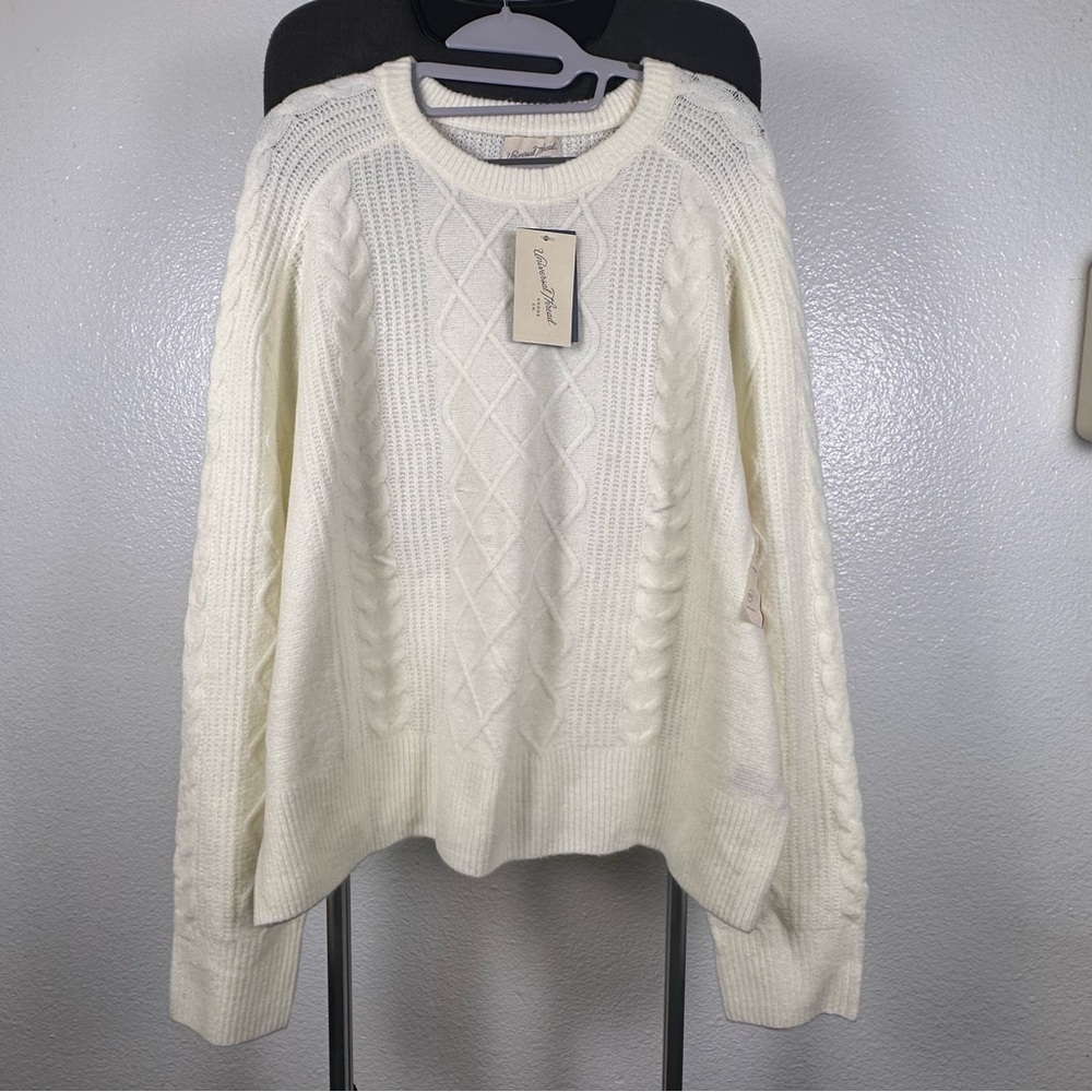 Universal Thread Women’s Elegant Cream Cable Knit Sweater Size XXL